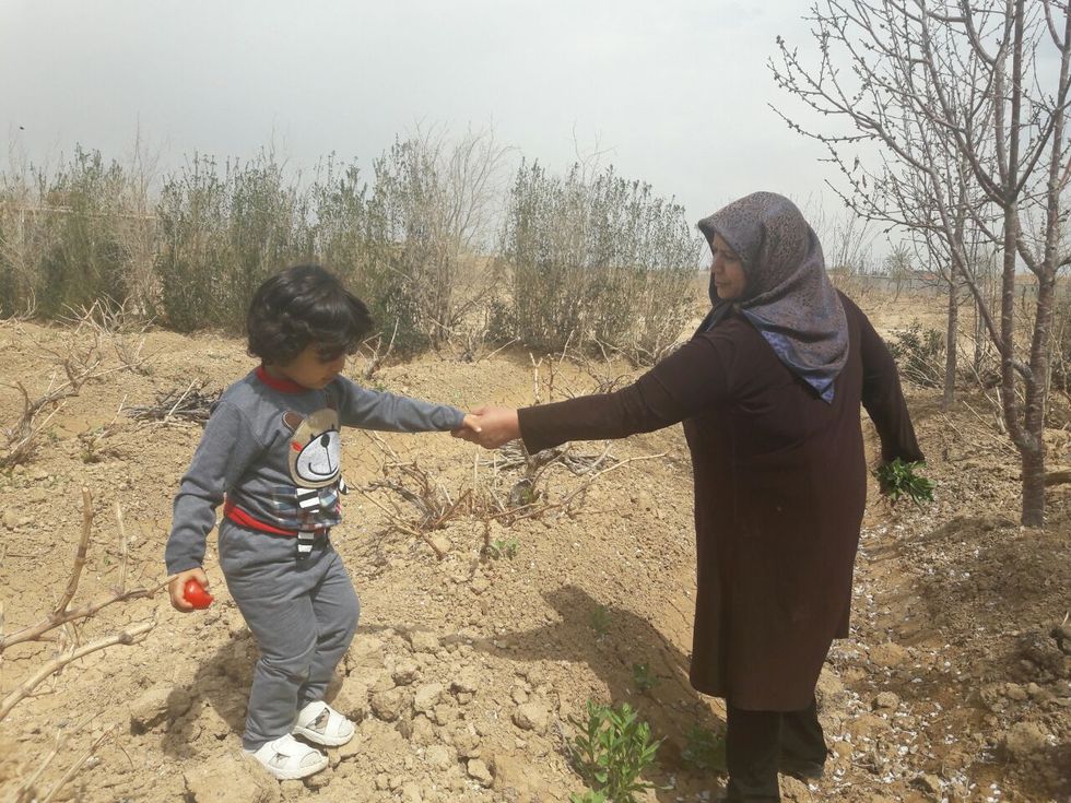 mothers and daughters iran