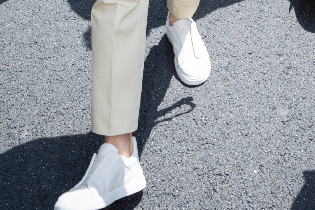 Tom Holland, Paddy Holland, Orlando Bloom, Zegna, sneakers, mens sneakers, low top sneakers, leather sneakers, off-white sneakers, flat sneakers, laceless sneakers, triple stitch, triple stitch sneakers, slip on sneakers, Formula One, Monaco, Monaco Grand Prix, racing